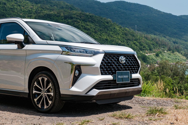 Toyota Veloz Cross - làn gió mới bừng tỉnh phân khúc MPV đô thị tại Việt Nam - 2 Toyota Veloz Cross - làn gió mới bừng tỉnh phân khúc MPV đô thị tại Việt Nam - 2