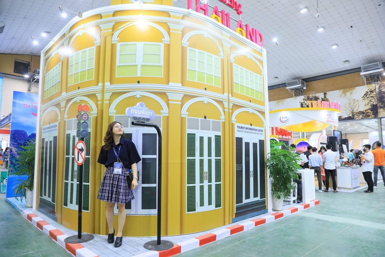 Hàng ngàn tour giá rẻ được chào bán trong ngày khai mạc hội chợ VITM 2022 - 3 Hàng ngàn tour giá rẻ được chào bán trong ngày khai mạc hội chợ VITM 2022 - 3