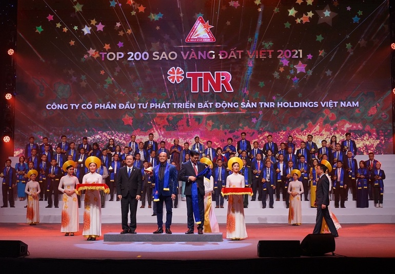 Tập đoàn TNG Holdings Việt Nam Giành 3 Giải thưởng Sao Vàng Đất Việt 2021 - 2 Tập đoàn TNG Holdings Việt Nam Giành 3 Giải thưởng Sao Vàng Đất Việt 2021 - 2