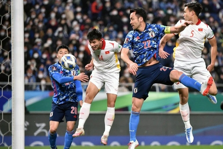 AFC dành lời khen ngợi đặc biệt cho một ngôi sao tuyển Việt Nam - 2 AFC dành lời khen ngợi đặc biệt cho một ngôi sao tuyển Việt Nam - 2