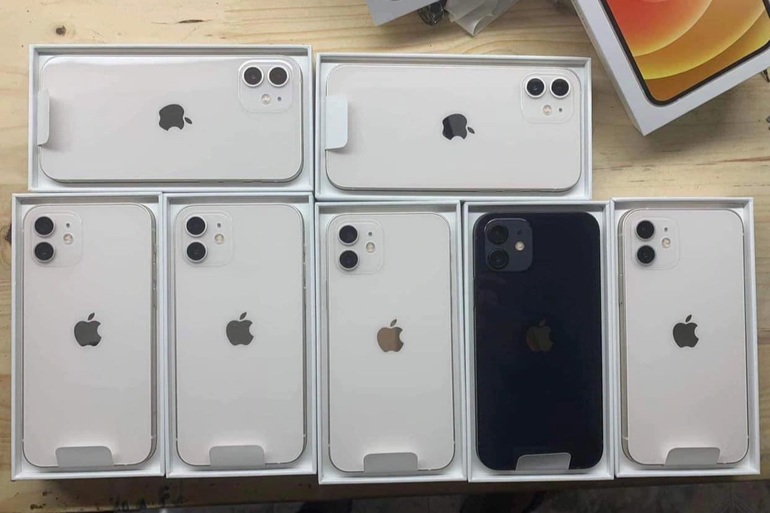 iPhone 12 giá rẻ đổ bộ về Việt Nam - 1