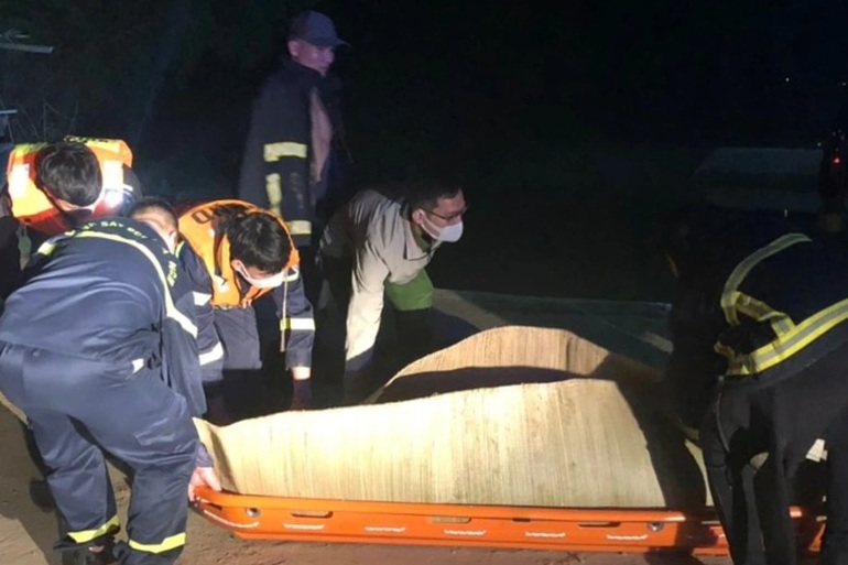 5 học sinh đuối nước trên sông, tìm thấy 2 thi thể | Báo Dân trí
