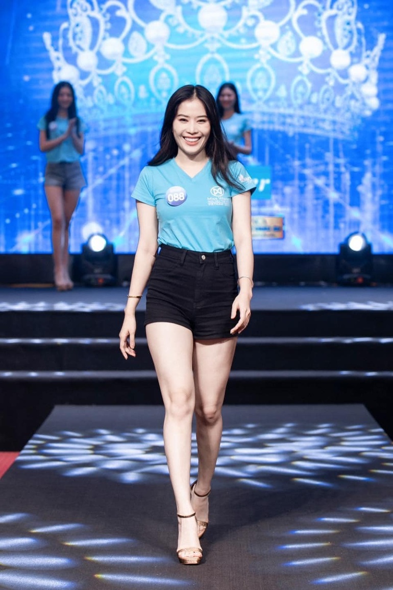 Mỹ nhân từng yêu Trường Giang đến chết đi sống lại liên tục vướng ồn ào - 4 Mỹ nhân từng yêu Trường Giang đến chết đi sống lại liên tục vướng ồn ào - 4