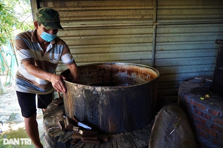 Những chàng trai làm giấy mỹ thuật từ nguyên liệu có một không hai - 8