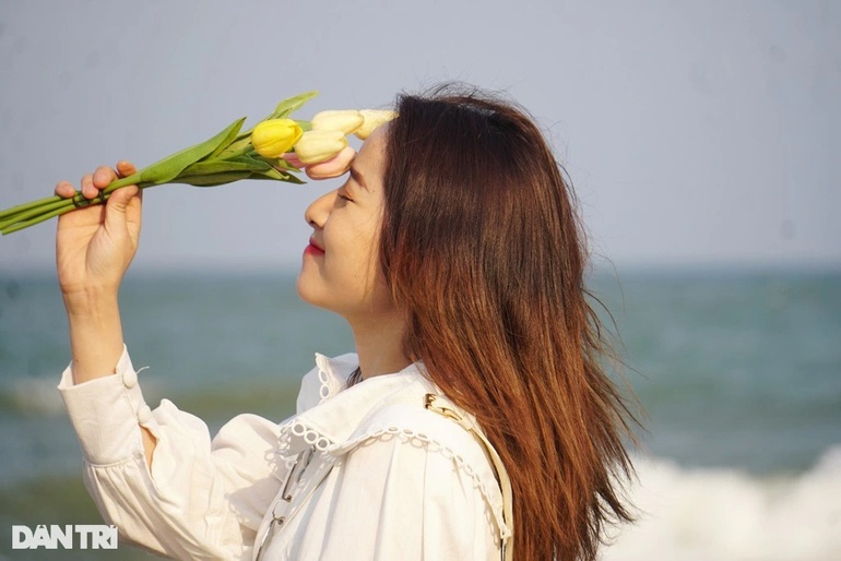 Biển Sầm Sơn ken đặc người dịp Giỗ Tổ Hùng Vương - 8 Biển Sầm Sơn ken đặc người dịp Giỗ Tổ Hùng Vương - 8