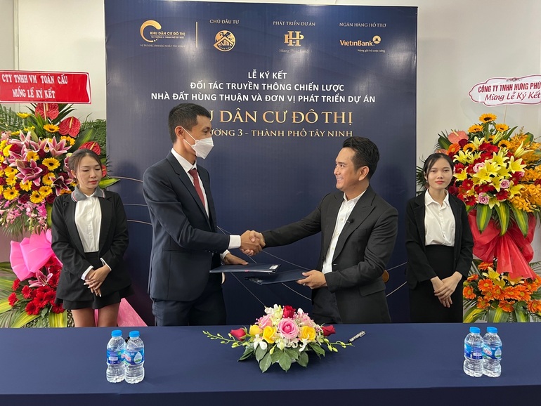 Hùng Thuận chuẩn bị cho lễ công bố Khu dân cư đô thị tại Tây Ninh - 1 Hùng Thuận chuẩn bị cho lễ công bố Khu dân cư đô thị tại Tây Ninh - 1