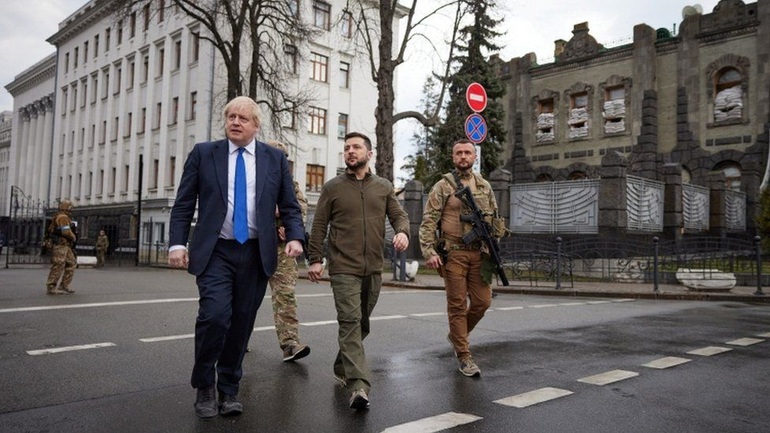 Tiết lộ chuyến thăm tuyệt đối bí mật của Thủ tướng Anh đến Kiev - 1