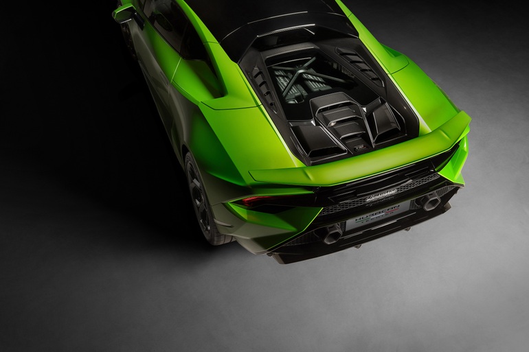 Soi chi tiết siêu phẩm Huracán Tecnica mới ra mắt của Lamborghini 612116-1649843705995