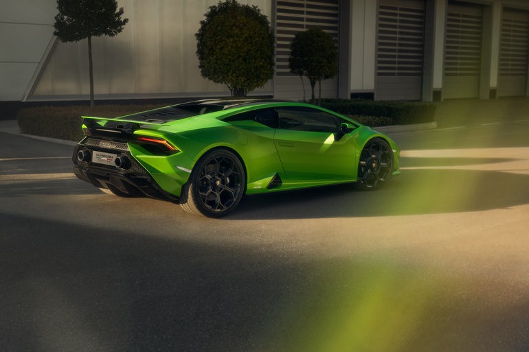 Soi chi tiết siêu phẩm Huracán Tecnica mới ra mắt của Lamborghini - 8