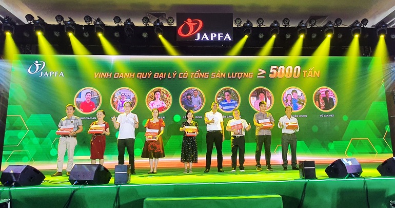 Hơn 200 đại lý đã tham dự Hội nghị khách hàng Japfa Nam Việt Nam - 3 Hơn 200 đại lý đã tham dự Hội nghị khách hàng Japfa Nam Việt Nam - 3