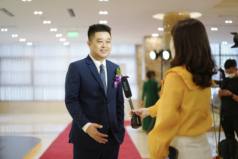 Chuyện đi lên từ phá sản, trở thành doanh nghiệp triệu đô của 1Office - 3 Chuyện đi lên từ phá sản, trở thành doanh nghiệp triệu đô của 1Office - 3
