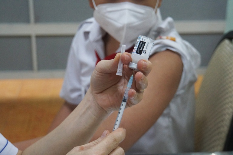 Còn phụ huynh chưa đồng ý cho con tiêm vaccine, Sở Y tế TPHCM yêu cầu gì? - 3