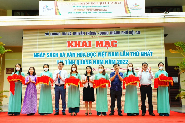 Đọc sách để Chấn hưng văn hóa và phát triển văn hóa đọc - 1 Đọc sách để Chấn hưng văn hóa và phát triển văn hóa đọc - 1