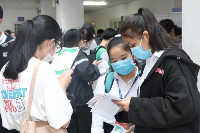 Doanh nghiệp còn dè dặt giao việc cho sinh viên thực tập - 2 Doanh nghiệp còn dè dặt giao việc cho sinh viên thực tập - 2