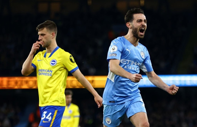 May mắn mỉm cười, Man City đòi lại ngôi đầu bảng từ Liverpool - 3 May mắn mỉm cười, Man City đòi lại ngôi đầu bảng từ Liverpool - 3