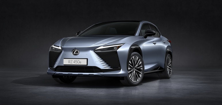 Xe điện Lexus RZ450e ra mắt với thiết kế vô lăng hình chữ nhật - 24