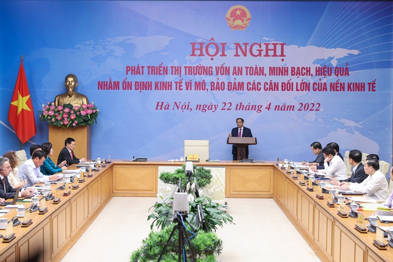 Thủ tướng: Xử lý các sai phạm là cần thiết để bảo vệ nhà đầu tư chân chính - 1 Thủ tướng: Xử lý các sai phạm là cần thiết để bảo vệ nhà đầu tư chân chính - 1