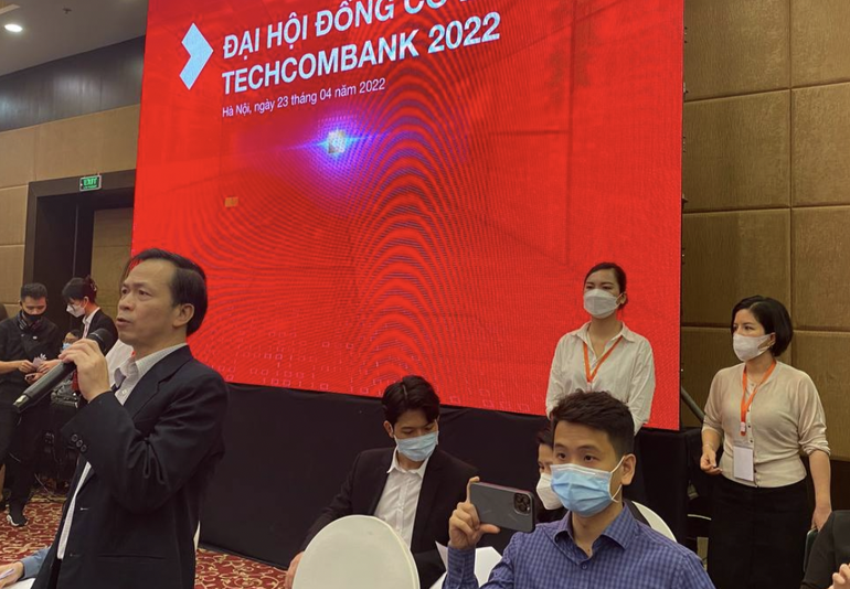 Ông Hồ Hùng Anh: Techcombank không cho vay nhóm liên quan Vạn Thịnh Phát - 1 Ông Hồ Hùng Anh: Techcombank không cho vay nhóm liên quan Vạn Thịnh Phát - 1