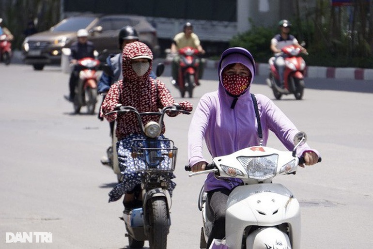 Nhiệt độ tăng mạnh mở màn đợt nắng nóng mới ở miền Bắc, miền Trung - 1 Nhiệt độ tăng mạnh mở màn đợt nắng nóng mới ở miền Bắc, miền Trung - 1