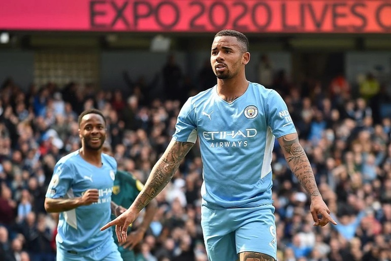 Man City xây chắc ngôi đầu bảng, tạo áp lực lớn cho Liverpool - 1 Man City xây chắc ngôi đầu bảng, tạo áp lực lớn cho Liverpool - 1