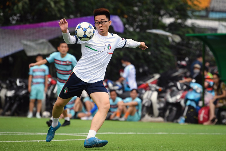 Nói là làm, FC Báo Dân trí giật cúp vô địch đầy kịch tính - 10 Nói là làm, FC Báo Dân trí giật cúp vô địch đầy kịch tính - 10