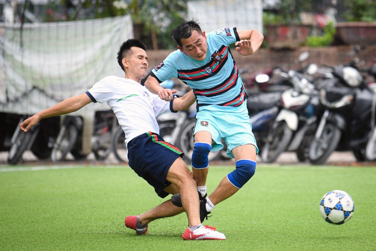 Nói là làm, FC Báo Dân trí giật cúp vô địch đầy kịch tính - 6 Nói là làm, FC Báo Dân trí giật cúp vô địch đầy kịch tính - 6