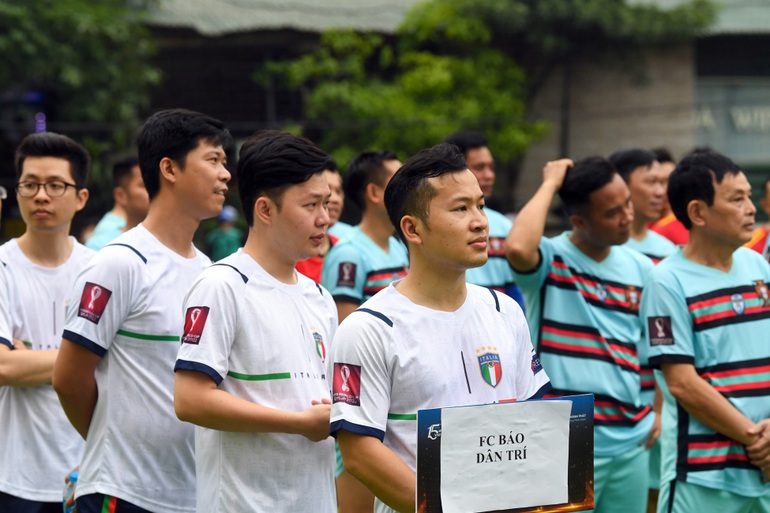 Nói là làm, FC Báo Dân trí giật cúp vô địch đầy kịch tính - 3 Nói là làm, FC Báo Dân trí giật cúp vô địch đầy kịch tính - 3