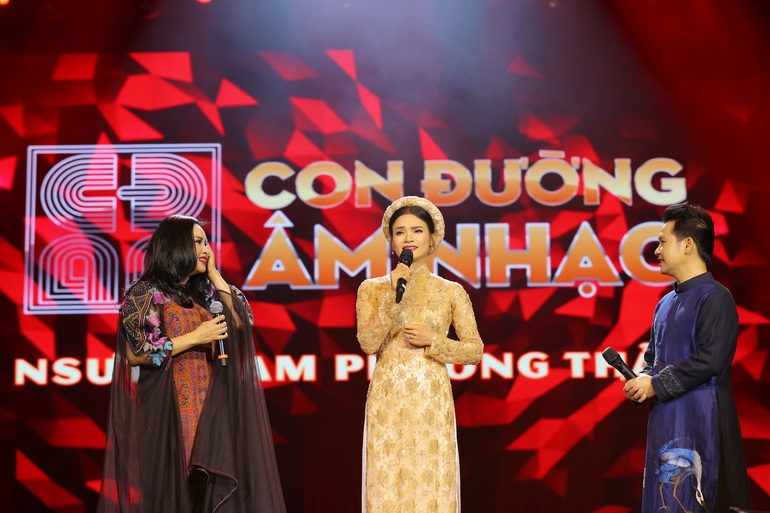 Phạm Phương Thảo: Tôi nhận ra khán giả đau cùng mình, thương mình - 3 Phạm Phương Thảo: Tôi nhận ra khán giả đau cùng mình, thương mình - 3