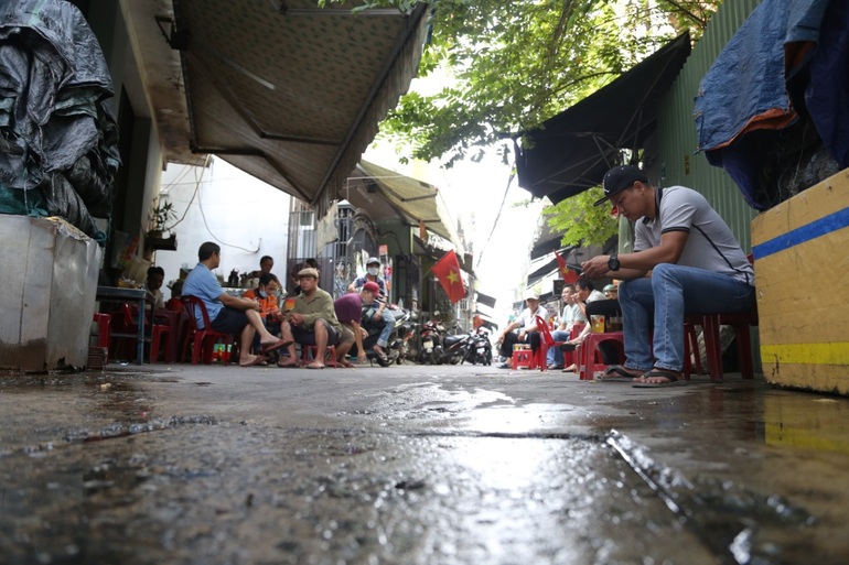 Da Nang racket cafe sells 300 cups a day, attracting customers with a unique concoction - 6