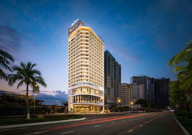 Khởi động mùa cưới với Triển Lãm đẹp như mơ Simply Magical tại Radisson Hotel Danang - 1 Khởi động mùa cưới với Triển Lãm đẹp như mơ Simply Magical tại Radisson Hotel Danang - 1