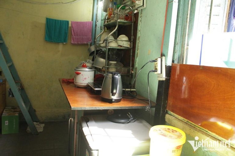Người chăm sóc nữ đại gia Sài Gòn từng đong kim cương bằng lon sữa bò - 3 Người chăm sóc nữ đại gia Sài Gòn từng đong kim cương bằng lon sữa bò - 3