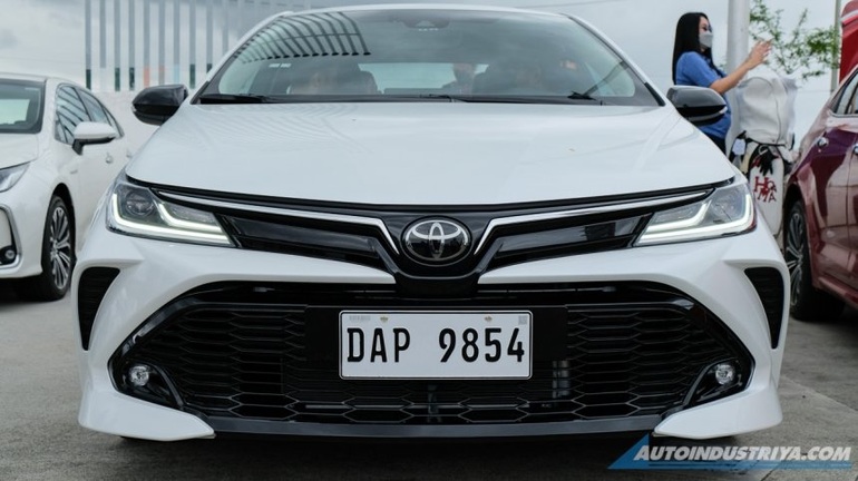 Toyota Corolla Altis 2022 thêm bản thể thao, có thể về Việt Nam năm nay - 2