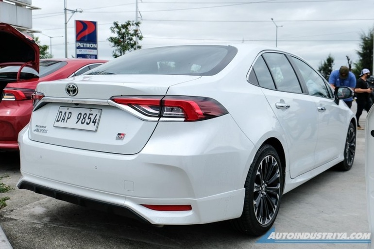 Toyota Corolla Altis 2022 thêm bản thể thao, có thể về Việt Nam năm nay - 3