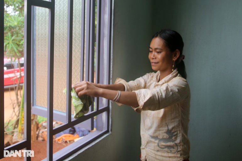 Bạn đọc Dân trí hỗ trợ các hoàn cảnh khó khăn vùng biên giới Tuy Đức - 3 Bạn đọc Dân trí hỗ trợ các hoàn cảnh khó khăn vùng biên giới Tuy Đức - 3