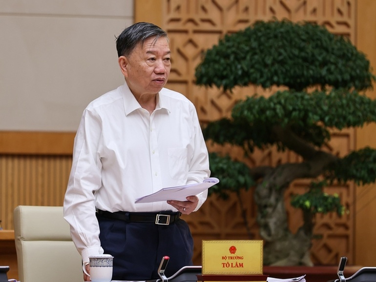Bộ trưởng Công an nói về việc xử lý các vụ tham nhũng, tiêu cực - 1 Bộ trưởng Công an nói về việc xử lý các vụ tham nhũng, tiêu cực - 1