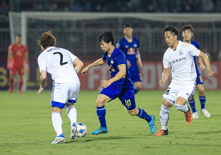 Công Phượng bất ngờ tri ân HAGL ngay trong AFC Champions League 2022 - 1 Công Phượng bất ngờ tri ân HAGL ngay trong AFC Champions League 2022 - 1