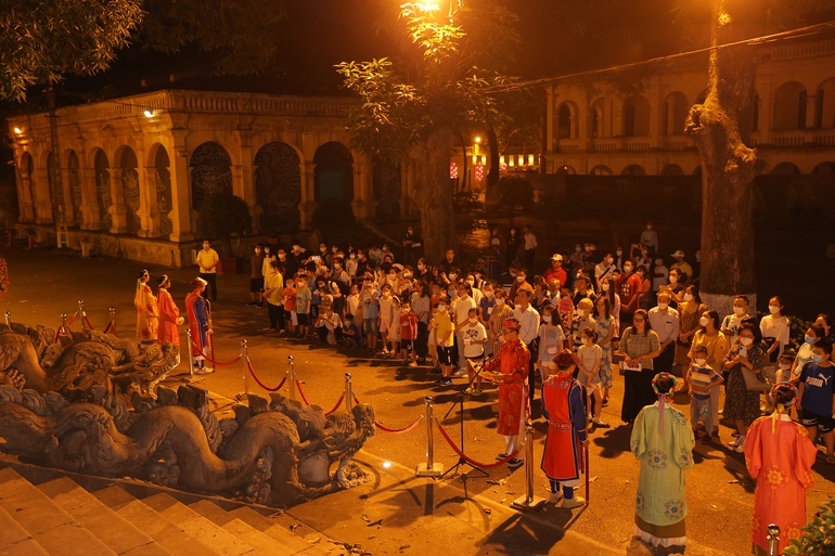 Lộng lẫy đêm hoàng cung tại Hoàng thành Thăng Long