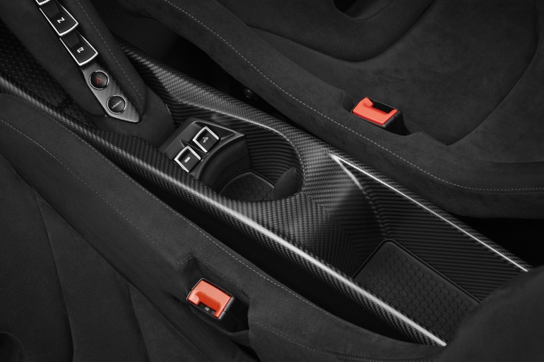 Khám phá những con số biết nói bên trong siêu xe McLaren 765LT Spider - 13