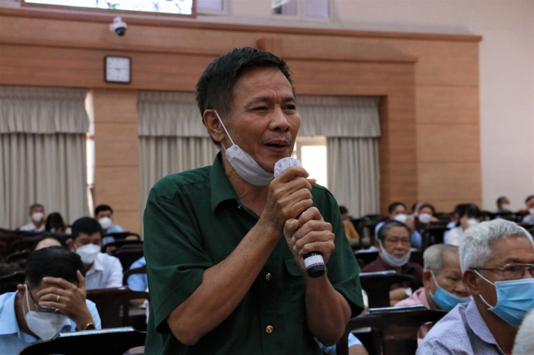 Cử tri mời đại biểu Quốc hội về khu dân cư chứng kiến nước ngập, ô nhiễm - 1 Cử tri mời đại biểu Quốc hội về khu dân cư chứng kiến nước ngập, ô nhiễm - 1