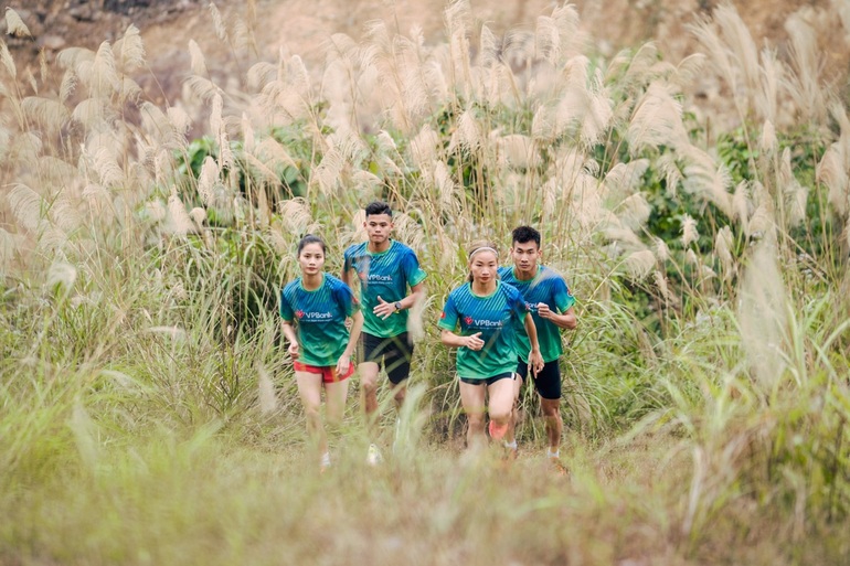 Hơn 1.000 VĐV hoàn tất hai cự ly 5 km - 10 km tại giải chạy VPBank Bắc Giang Marathon lần thứ hai - 3 Hơn 1.000 VĐV hoàn tất hai cự ly 5 km - 10 km tại giải chạy VPBank Bắc Giang Marathon lần thứ hai - 3