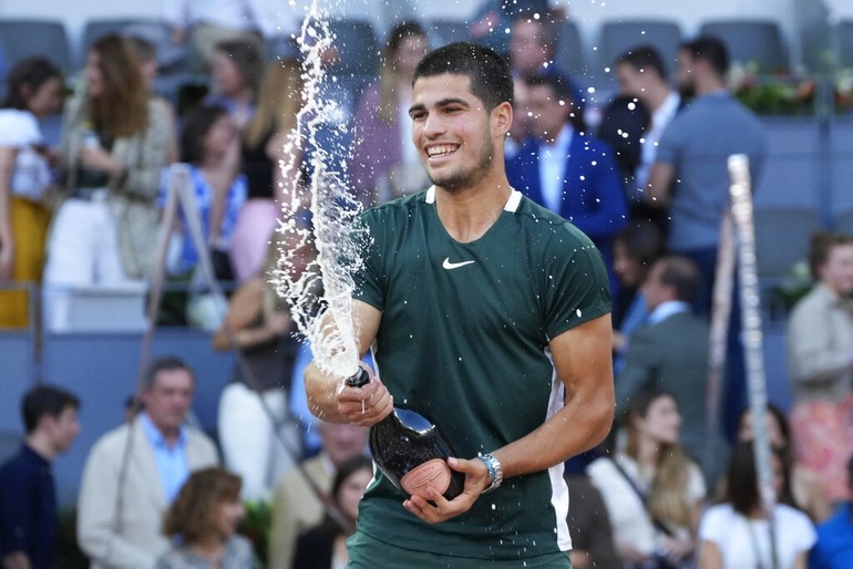 Djokovic chung nhánh bán kết với Nadal ở Rome Masters 2022 - 2