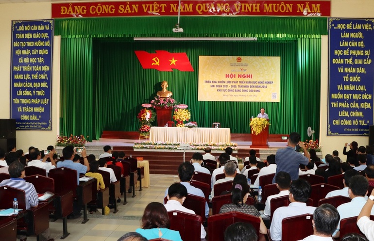 Giáo dục nghề nghiệp góp phần nâng cao nguồn nhân lực Việt Nam - 1