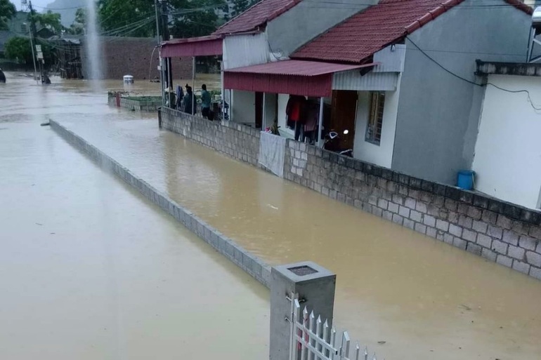 Lạng Sơn đường ngập như sông, một người thiệt mạng vì mưa lớn - 6