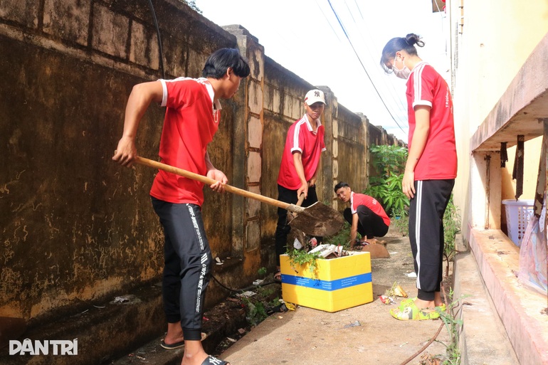 Chỗ trọ 0 đồng cưu mang học sinh vùng khó nuôi chữ - 2 Chỗ trọ 0 đồng cưu mang học sinh vùng khó nuôi chữ - 2