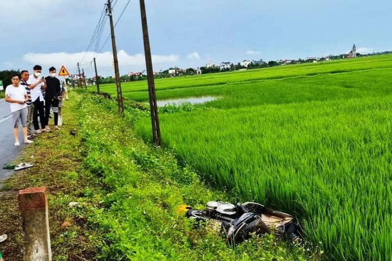 Chuyên gia lý giải vì sao tháng 4 tháng 5 thường xảy ra sét đánh chết người - 1 Chuyên gia lý giải vì sao tháng 4 tháng 5 thường xảy ra sét đánh chết người - 1