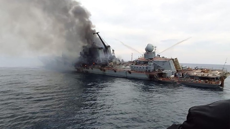 Ukraine tuyên bố bắn cháy thêm một tàu quân sự Nga - 1
