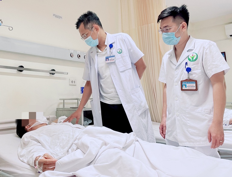 Người đàn ông gãy súng do quan hệ sai tư thế - 1 Người đàn ông gãy súng do quan hệ sai tư thế - 1