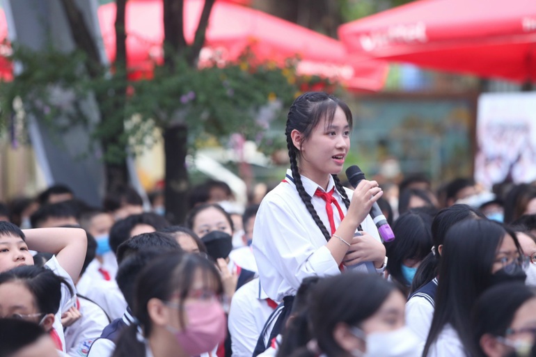 NSƯT Xuân Bắc: Tôi chưa bao giờ mắng con về điểm số và chỉ hỏi vì sao?