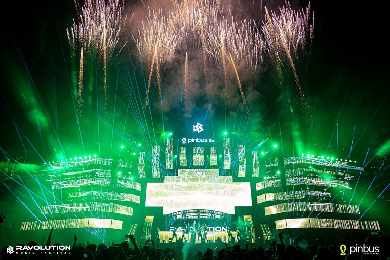 Khai hè tuyệt đỉnh với sự trở lại của Pinbus Ravolution Music Festival 2022