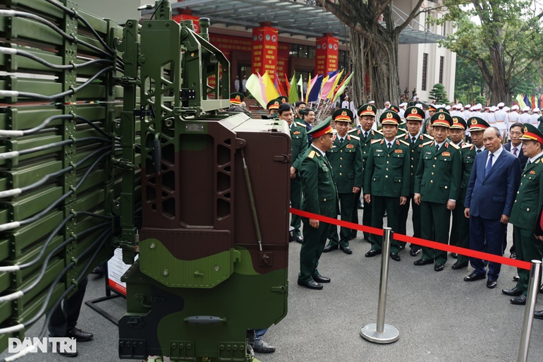 Hai công trình khoa học về quân sự nhận Giải thưởng Hồ Chí Minh - 2